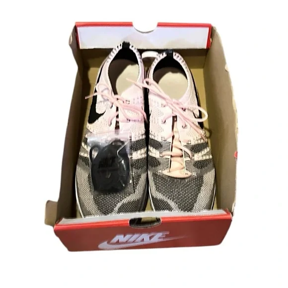 NIKE Flyknit Trainer Sunset Tint NWOT - partial box - AUTHENTICATED Rare size 15